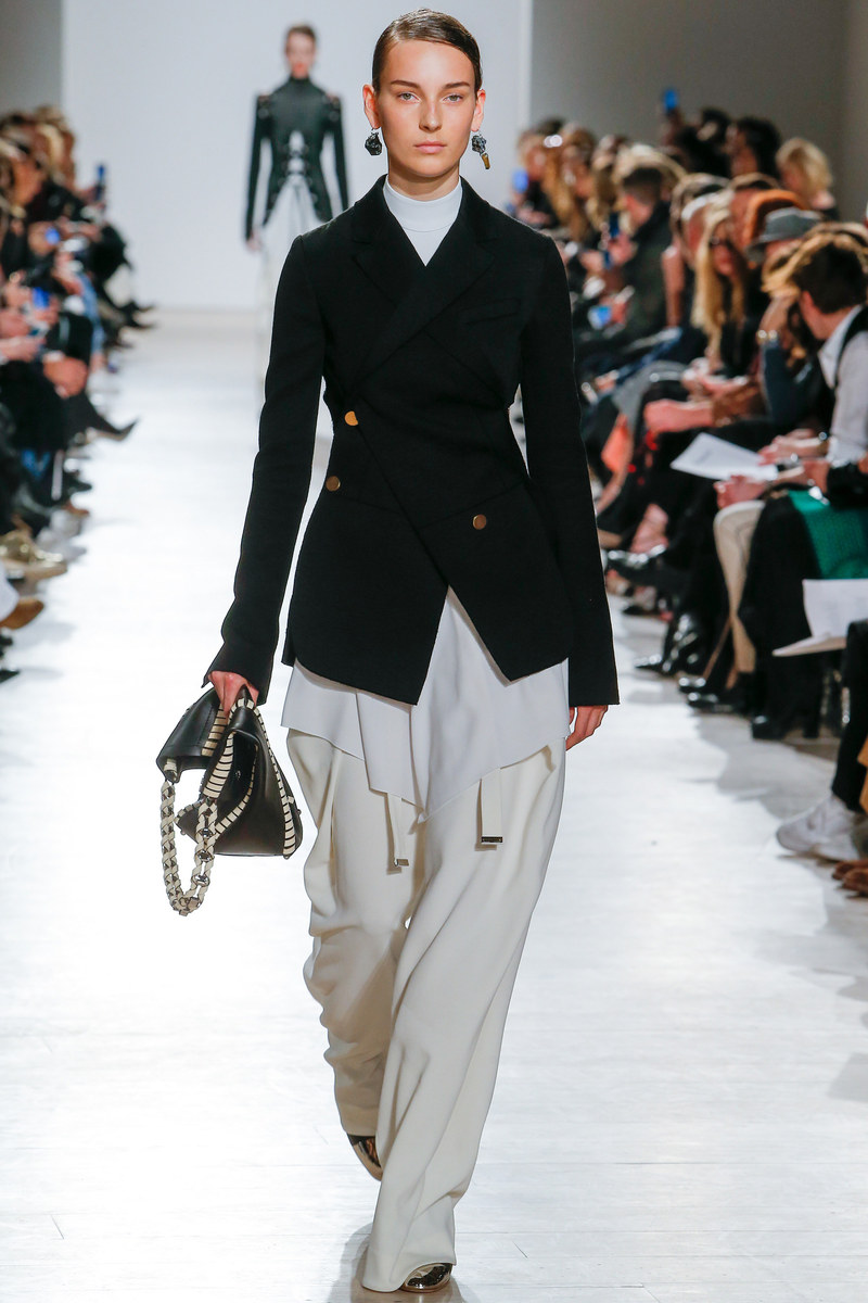 بروينزا سكولر Fall 2016 Ready-to-Wear